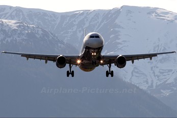 G-OZBE - Monarch Airlines Airbus A321