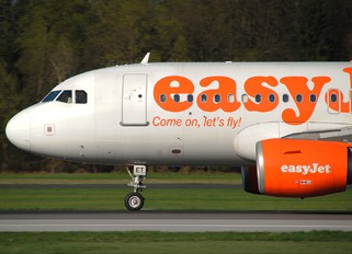 G-EZET - easyJet Airbus A319