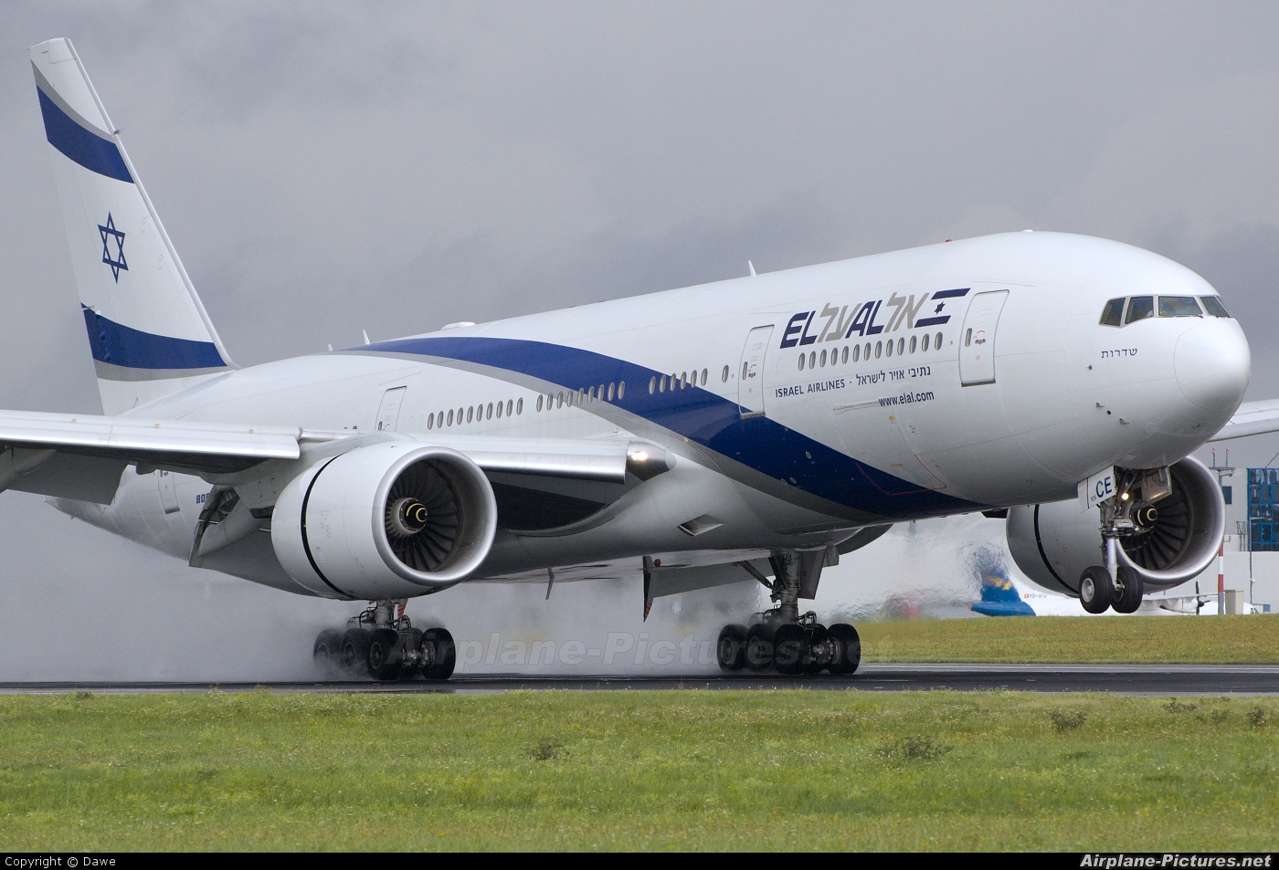 El Al Israel Airlines 4X-ECE aircraft at Prague - Václav Havel