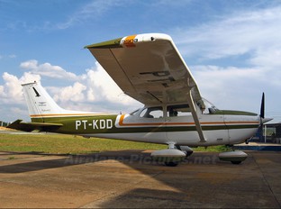 PT-KDD - Jundiaí Aero Club Cessna 172 Skyhawk (all models except RG)