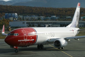 LN-NOX - Norwegian Air Shuttle Boeing 737-800