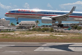 N649AA - American Airlines Boeing 757-200WL
