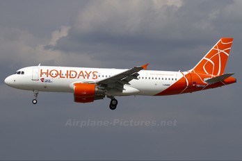 G-OOPX - CSA - Holidays Czech Airlines Airbus A320