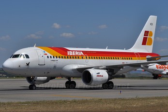 EC-KDI - Iberia Airbus A319