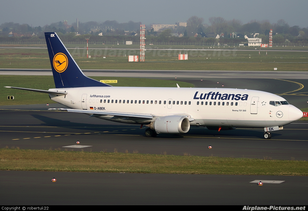 Lufthansa D-ABEK aircraft at Düsseldorf