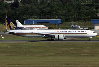 9V-SWA - Singapore Airlines Boeing 777-300ER
