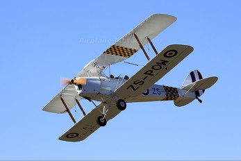 ZS-PCW - Private de Havilland DH. 82 Tiger Moth