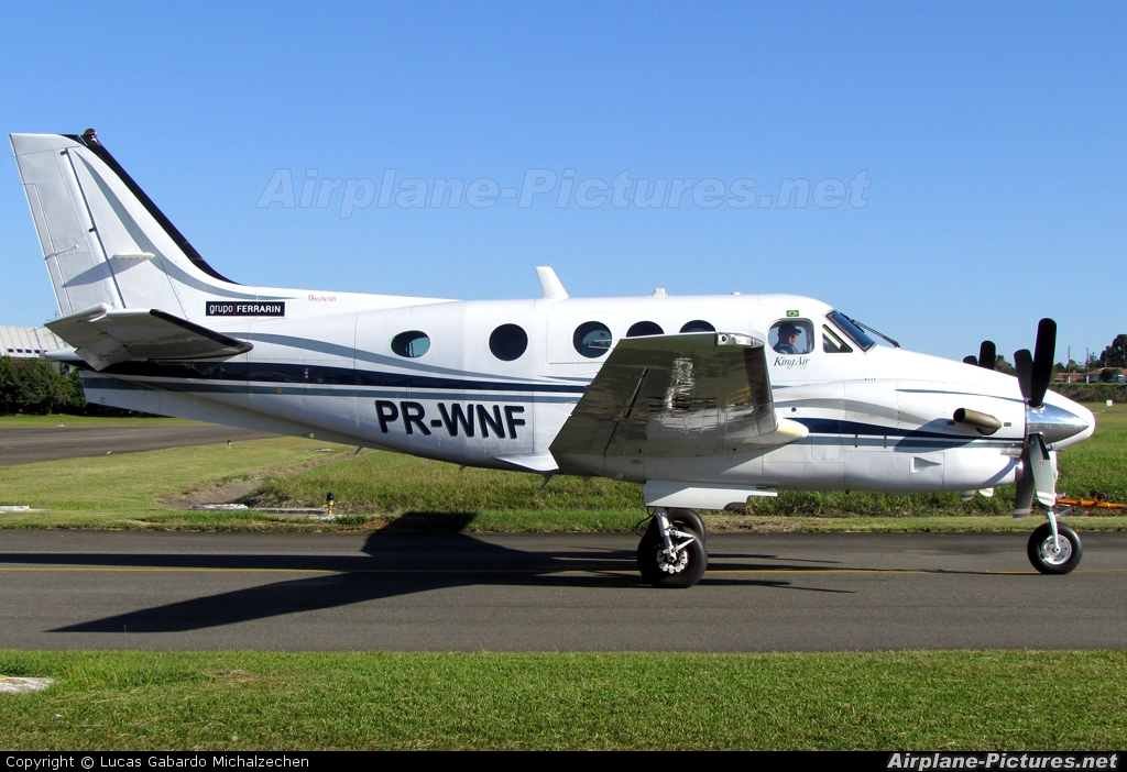 Private PR-WNF aircraft at Curitiba - Bacacheri