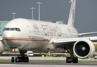A6-ETD - Etihad Airways Boeing 777-300ER