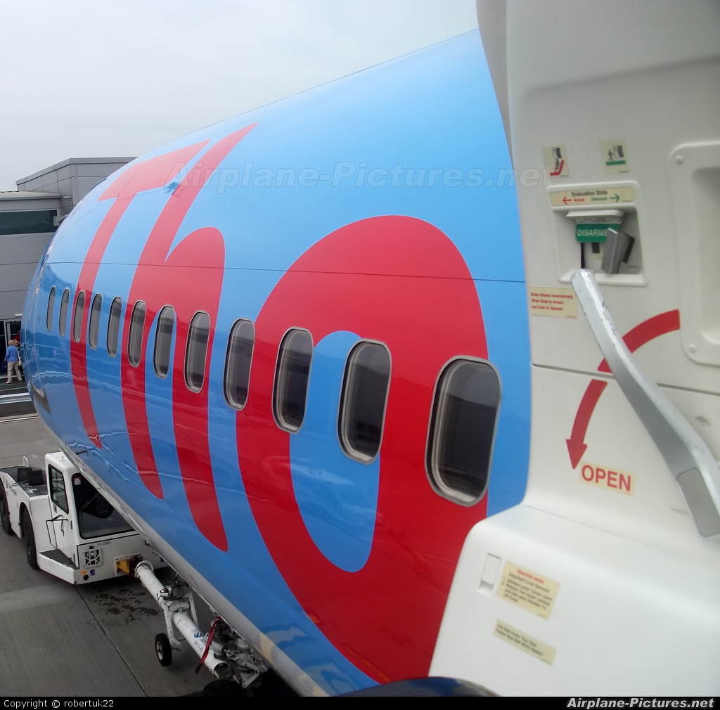 Thomson/Thomsonfly G-OOBF aircraft at Bristol - Lulsgate