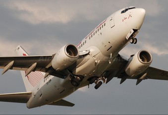 TS-IOM - Tunisair Boeing 737-600