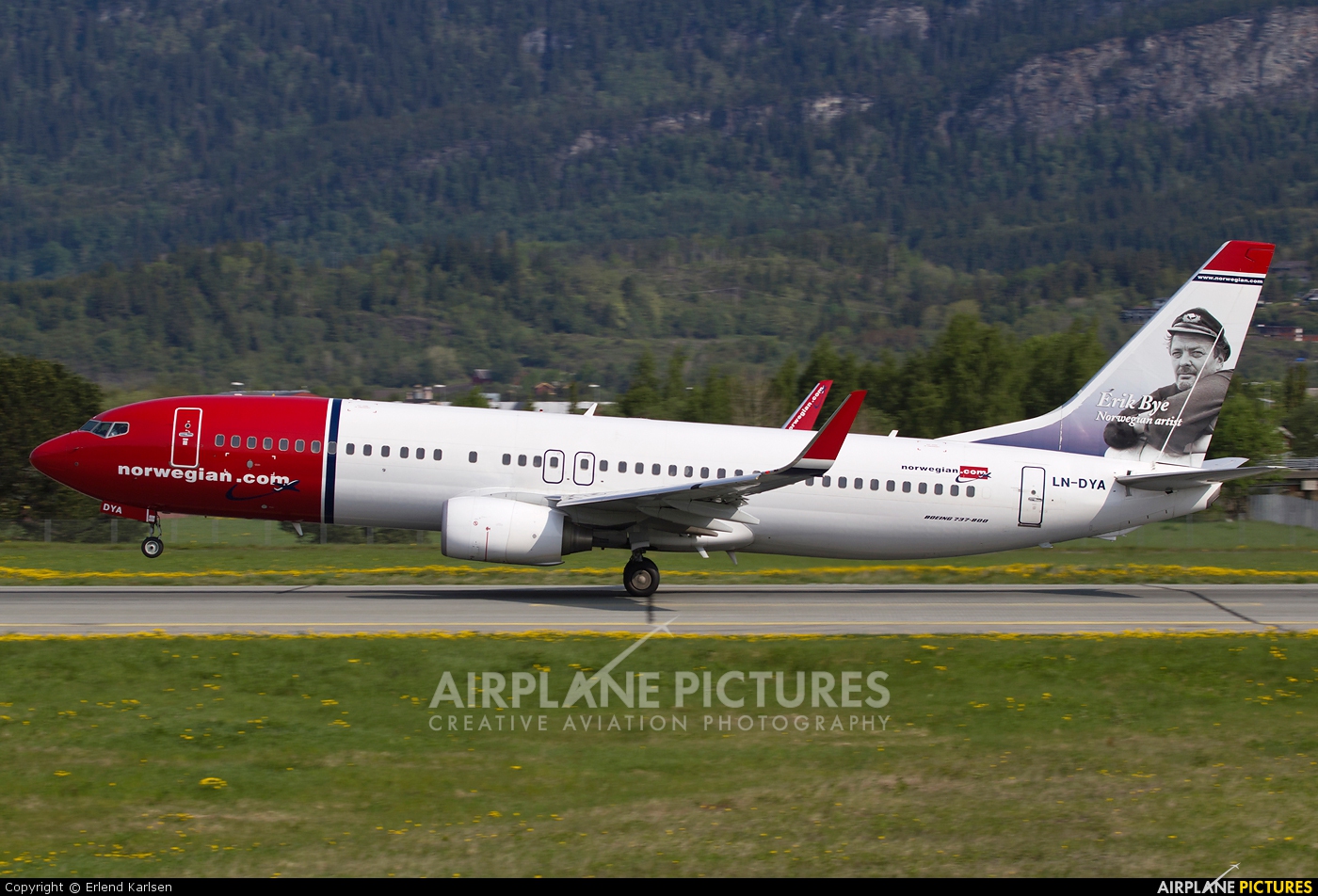 Norwegian Air Shuttle LN-DYA aircraft at Trondheim - Vaernes