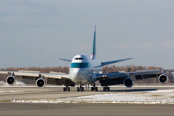 B-HOW - Cathay Pacific Boeing 747-400