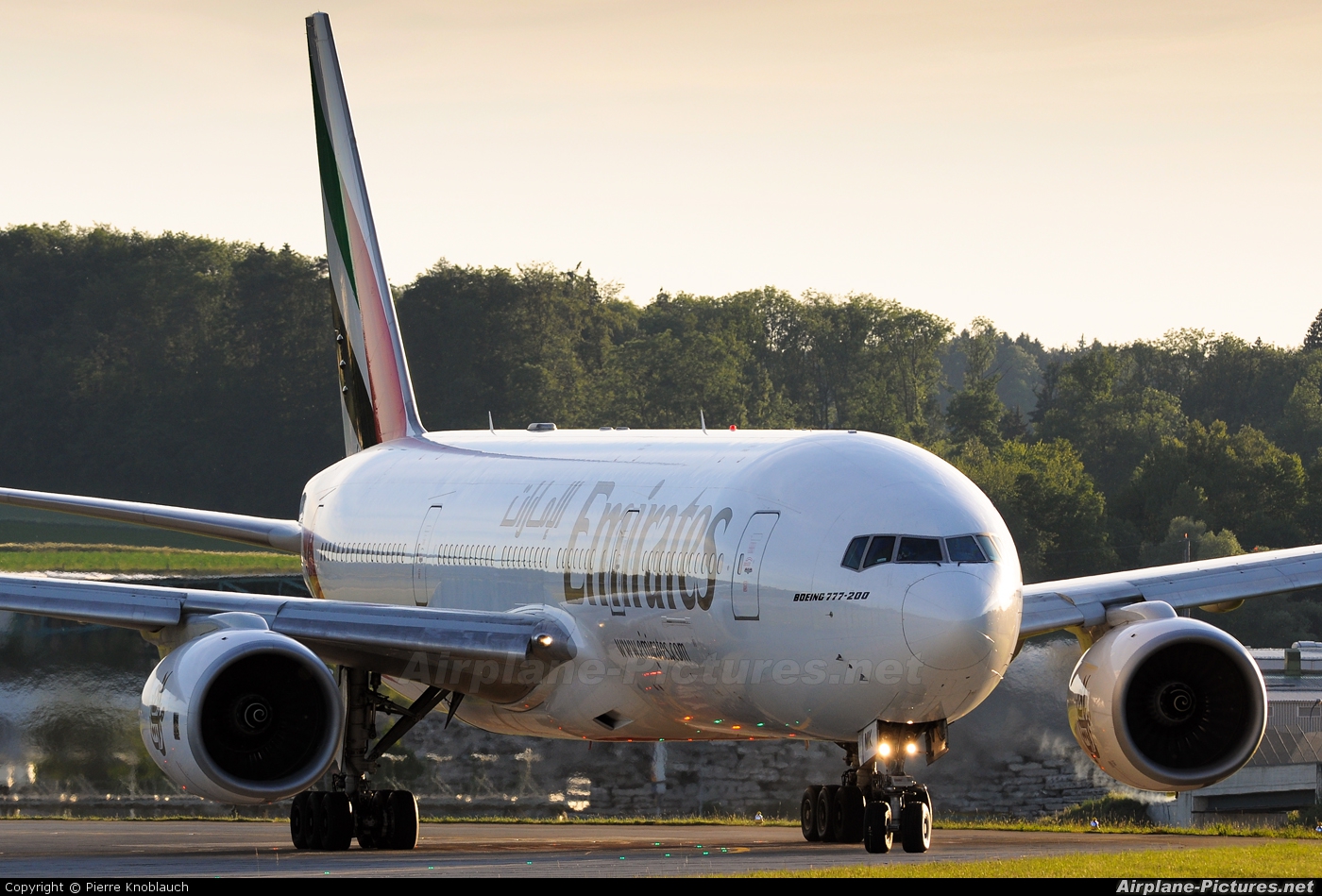 Emirates Airlines A6-EMK aircraft at Zurich