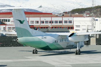 LN-WIF - Widerøe de Havilland Canada DHC-8-100 Dash 8