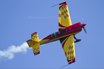 D-EXBE - Private Extra 330SC