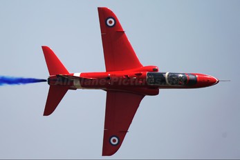 XX264 - Royal Air Force "Red Arrows" British Aerospace Hawk T.1/ 1A