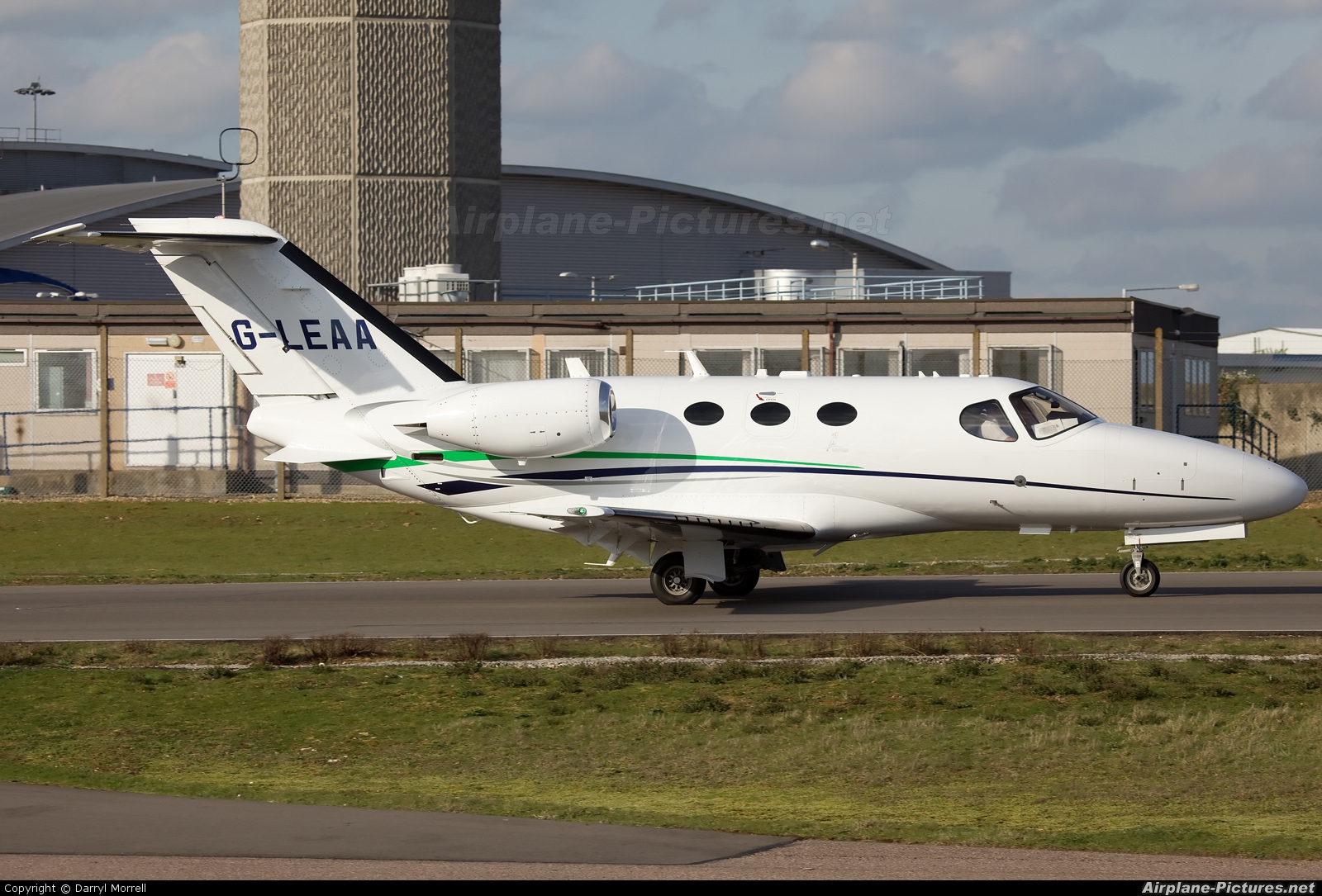 Private G-LEAA aircraft at London - Luton