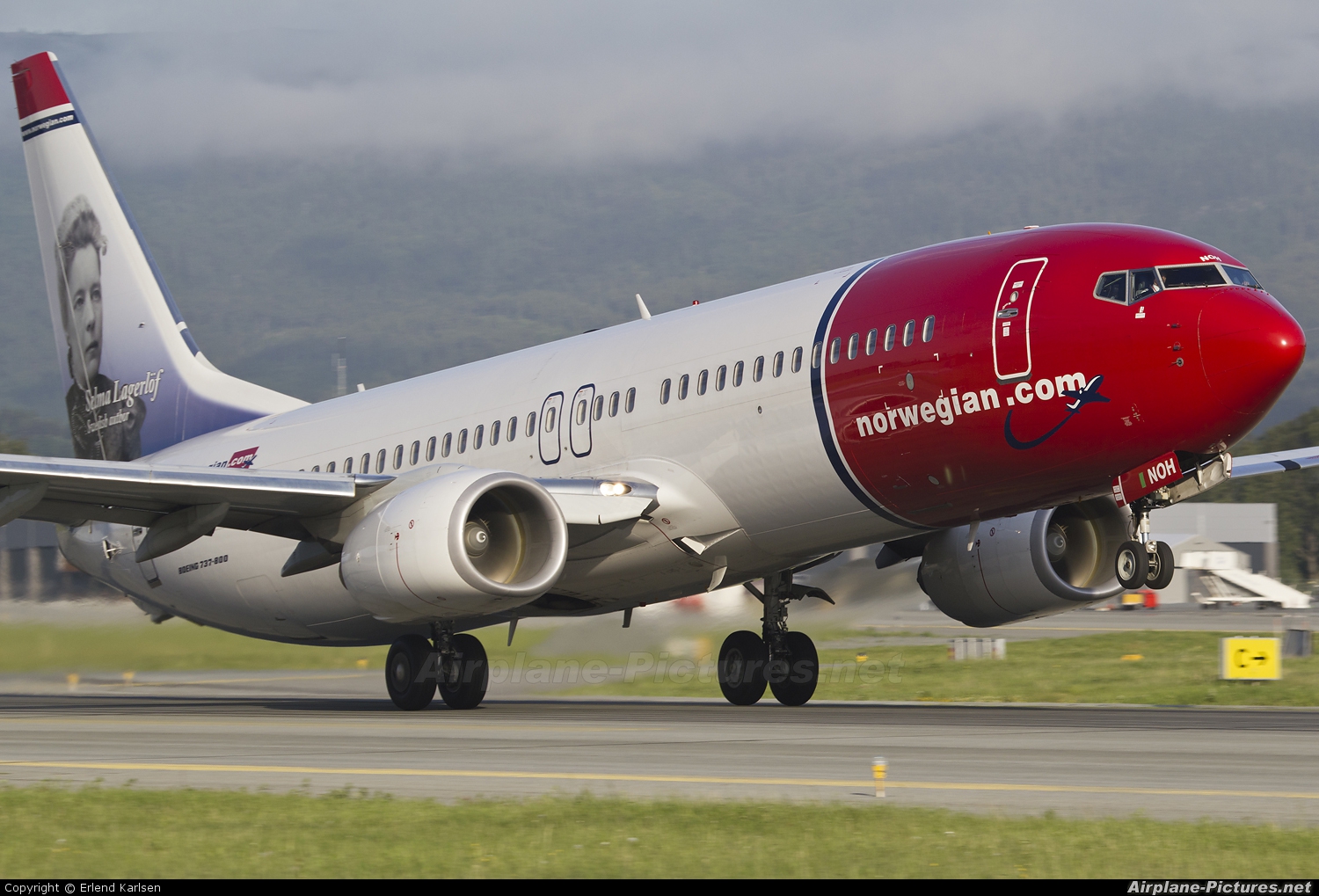 Norwegian Air Shuttle LN-NOH aircraft at Trondheim - Vaernes