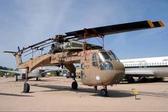 68-18437 - USA - Army Sikorsky CH-54 Tarhe/ Skycrane