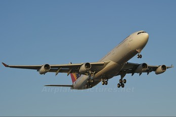 RP-C3430 - Philippines Airlines Airbus A340-300