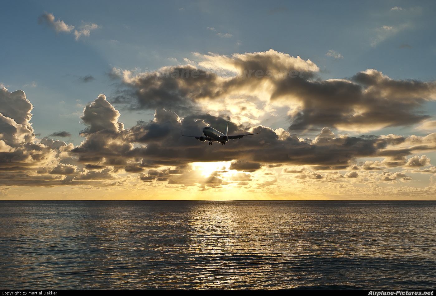 Caribbean Airlines  9Y-KIN aircraft at Sint Maarten - Princess Juliana Intl