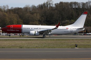 LN-NOV - Norwegian Air Shuttle Boeing 737-800