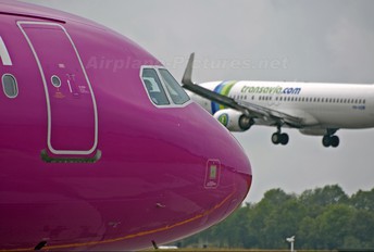 HA-LPH - Wizz Air Airbus A320