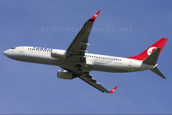 TC-JFG - Turkish Airlines Boeing 737-800