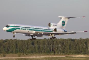 RA-85654 - Alrosa Tupolev Tu-154M