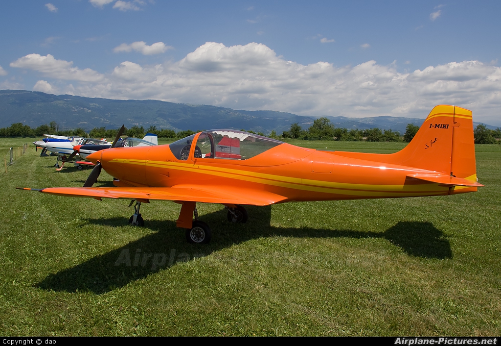 Private I-MIKI aircraft at Thiene - Arturo Ferrarin