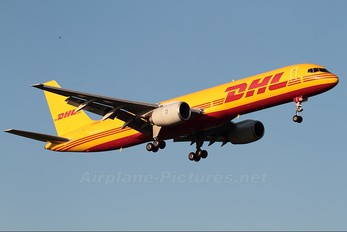 G-BMRD - DHL Cargo Boeing 757-200F