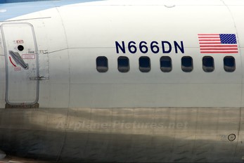N666DN - Delta Air Lines Boeing 757-200