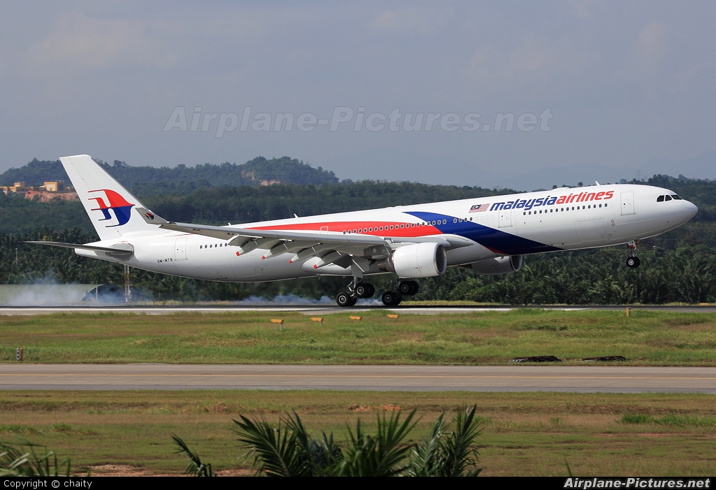Malaysia Airlines 9M-MTB aircraft at Kuala Lumpur Intl