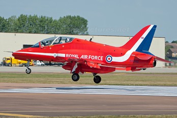XX242 - Royal Air Force "Red Arrows" British Aerospace Hawk T.1/ 1A