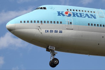 HL7494 - Korean Air Boeing 747-400