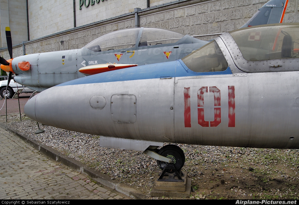 Museum of Polish Army 101 aircraft at Warsaw - Off Airport