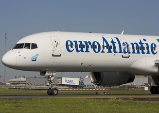 CS-TLX - Euro Atlantic Airways Boeing 757-200