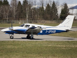 I-IPHB - Aeroclub Varese Piper PA-34 Seneca