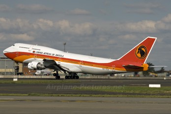D2-TEA - TAAG - Angola Airlines Boeing 747-300