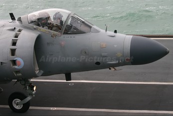 ZH796 - Royal Navy British Aerospace Sea Harrier FA.2