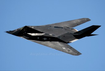 82-0800 - USA - Air Force Lockheed F-117A Nighthawk