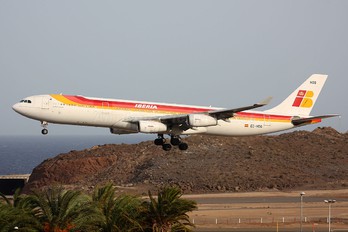 EC-HDQ - Iberia Airbus A340-300