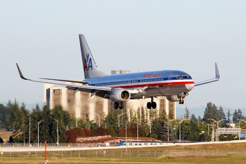 N821NN - American Airlines Boeing 737-800