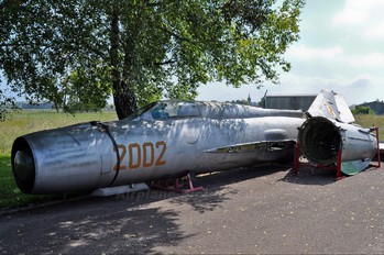 2002 - Poland - Air Force Mikoyan-Gurevich MiG-21PF