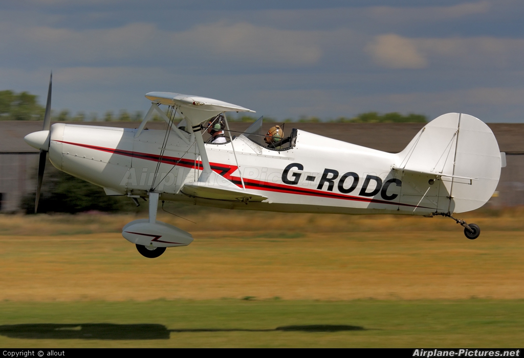 Private G-RODC aircraft at Breighton