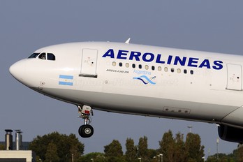 LV-ZPX - Aerolineas Argentinas Airbus A340-200