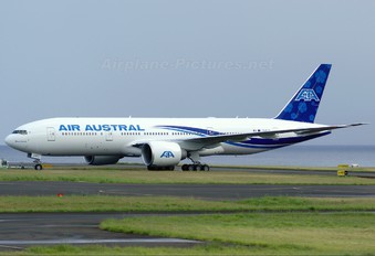 F-OLRA - Air Austral Boeing 777-200LR