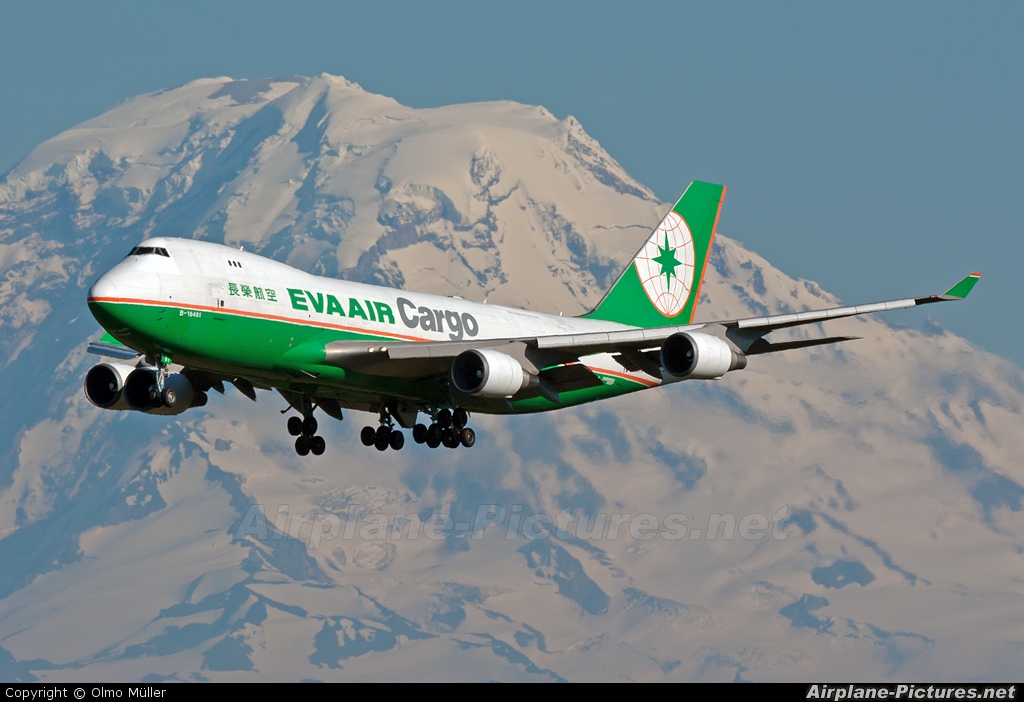 EVA Air Cargo B-16481 aircraft at Seattle-Tacoma Intl