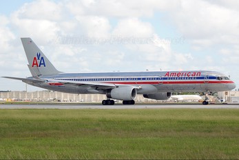 N643AA - American Airlines Boeing 757-200WL